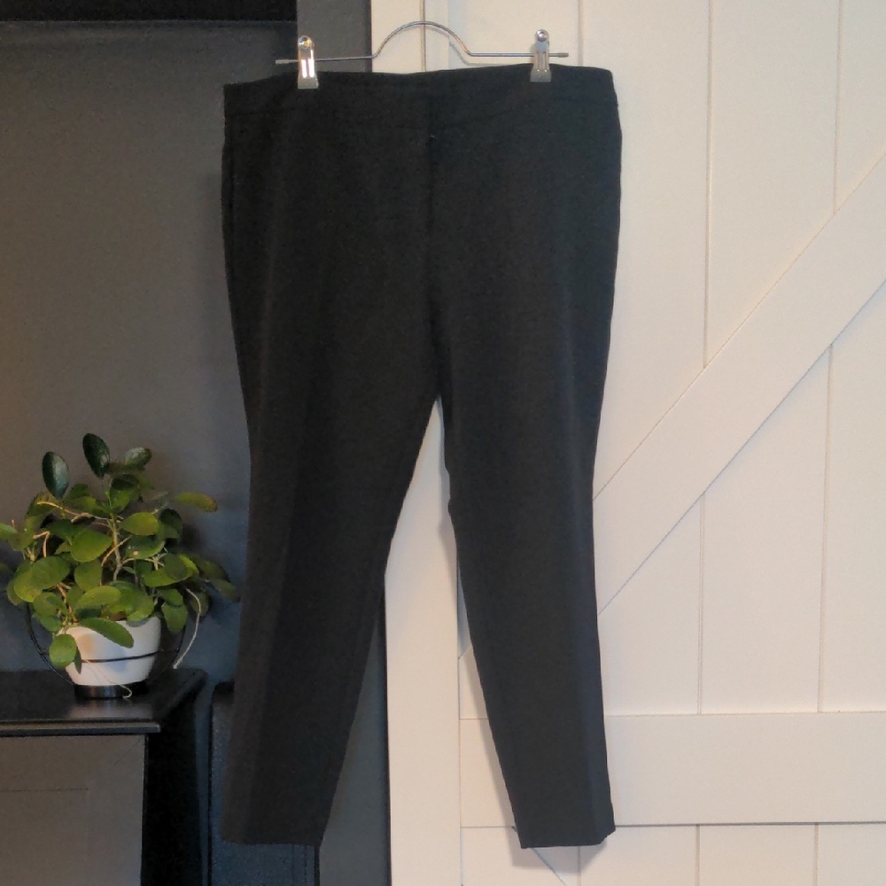 Worthington women's pleated black dress pants